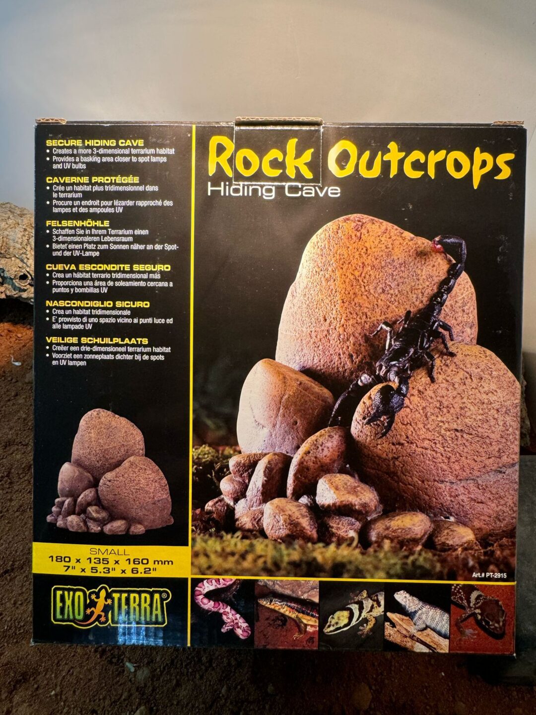 Cueva rock outrops